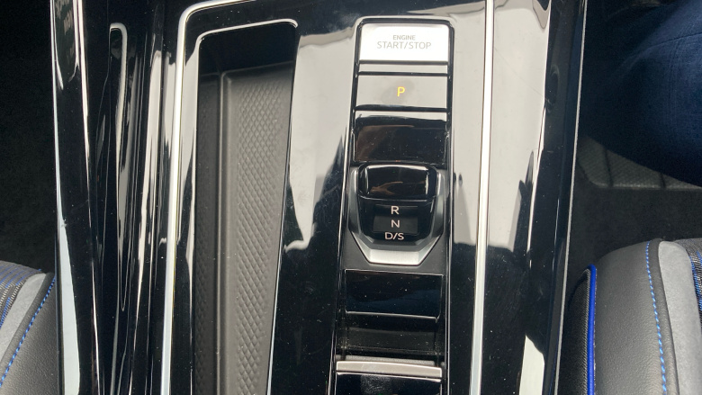 Volkswagen Golf 2.0 TSI 320 R 4Motion 5dr DSG Petrol Hatchback